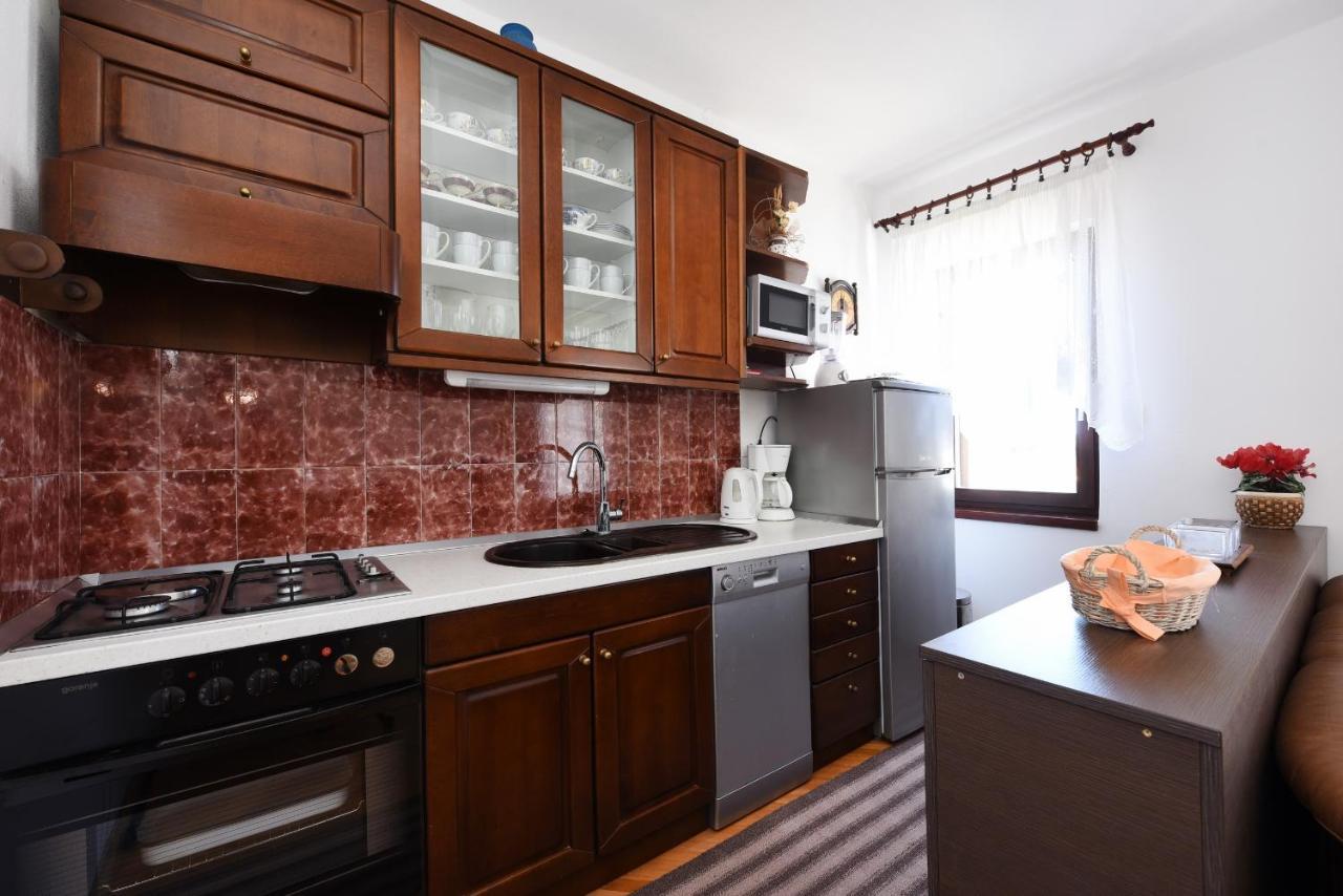 Apartament Sonja *